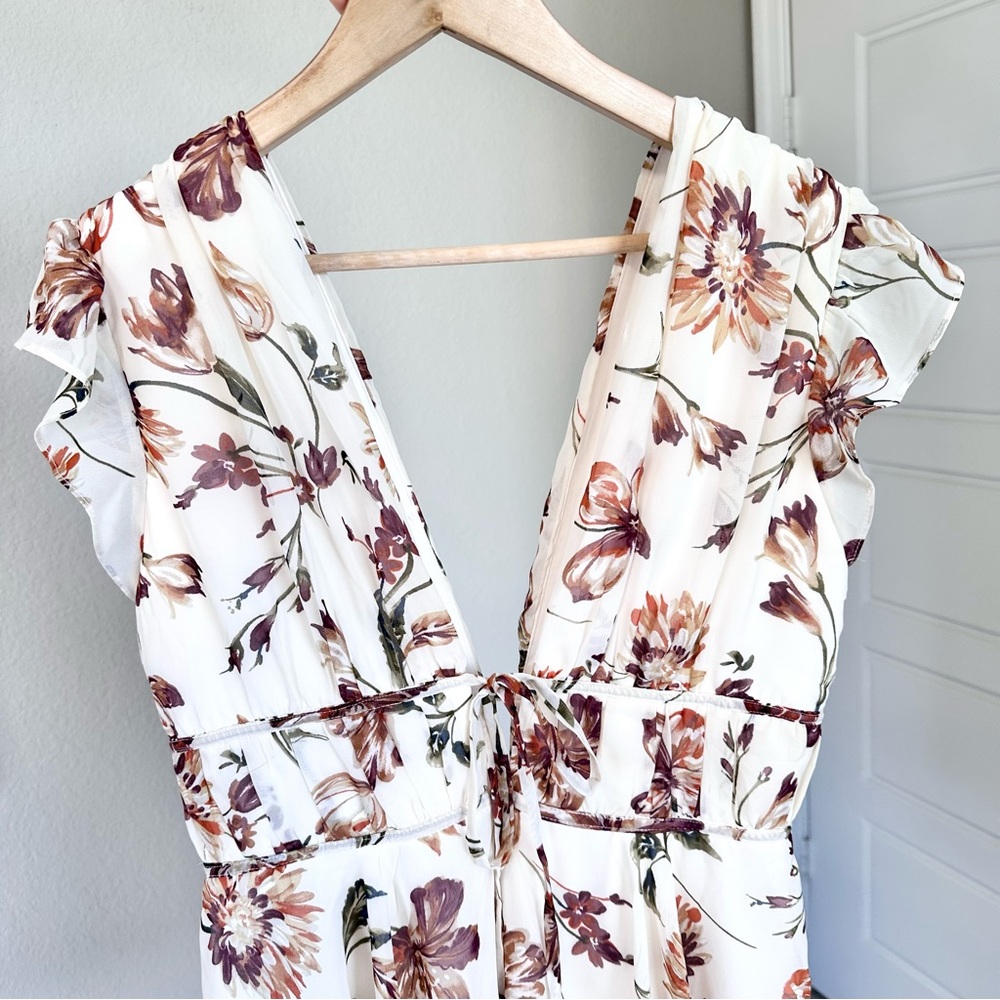 Lulus Flirty Ways Cream Floral Print Flutter Sleeve Romper - Picture 8 of 12